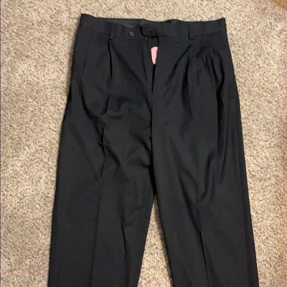 Men’s black dress pants